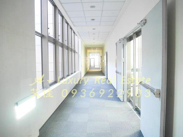 西湖港墘捷運內科廠辦