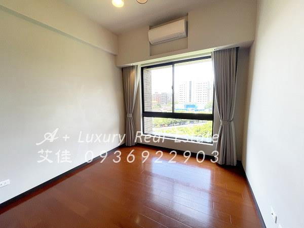 天母近美國學校