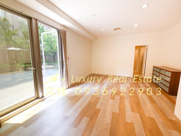 維也納藝術廣場大露台