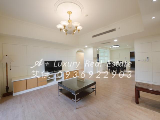國王與我